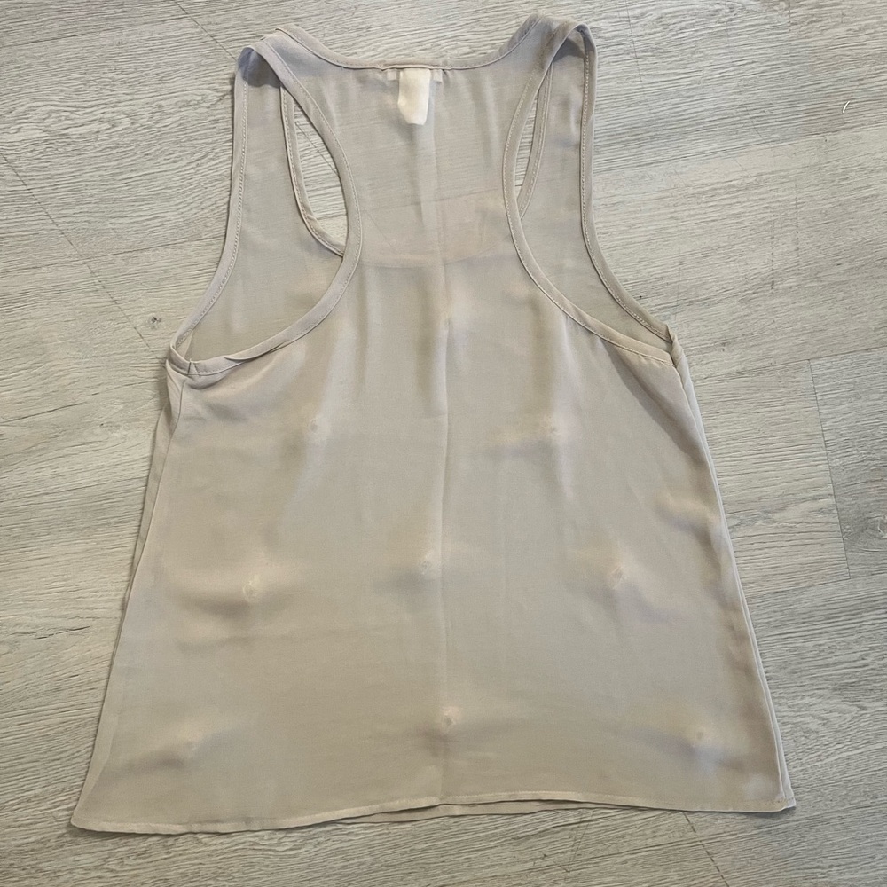 Top - Picture 2 of 3